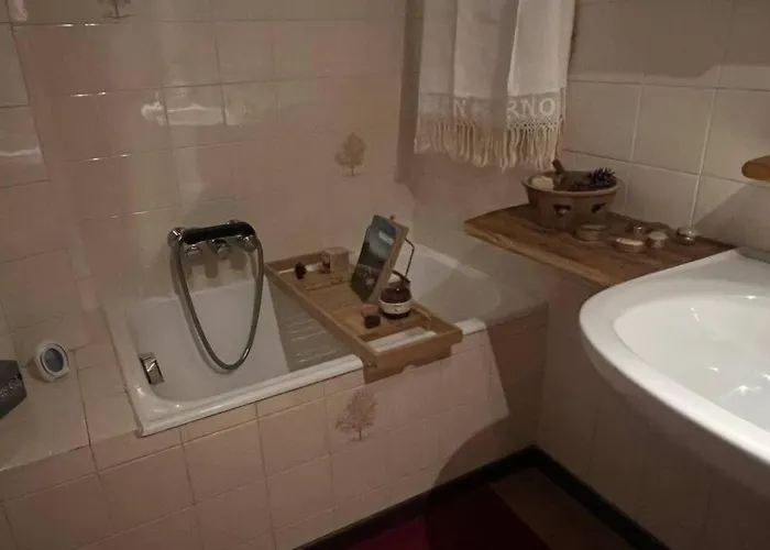 “sut L'ala” Daire *